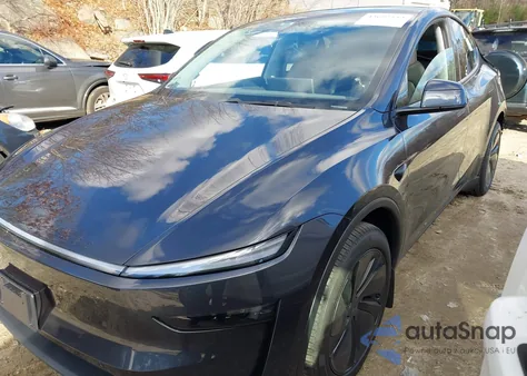 2026 Tesla Model Y Long Range Dual Motor All-Wheel Drive/Long Range Launch Series from USA, damaged, VIN 7SAYGDEE8TA444193